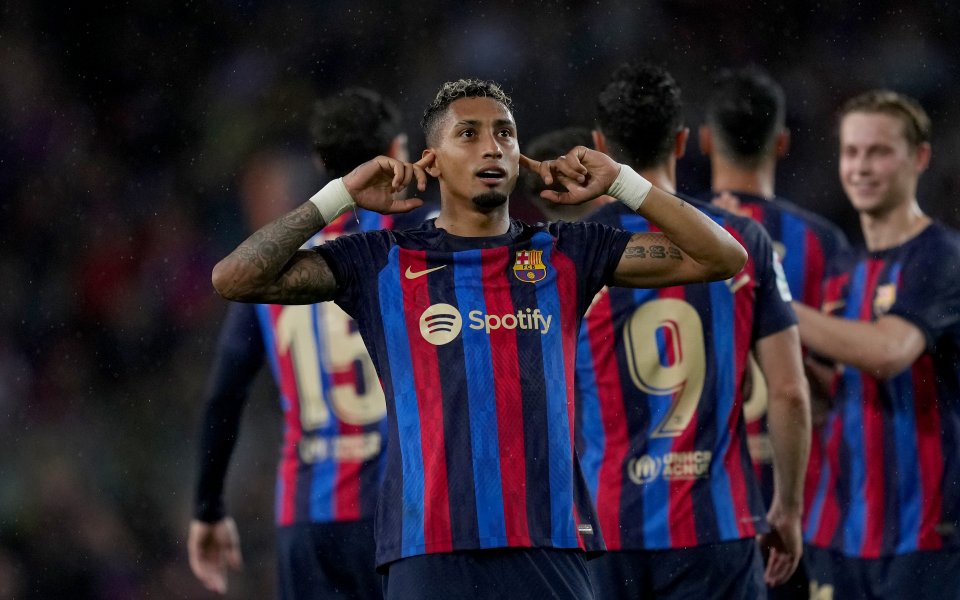 Фланговият нападател на Барселона - Рафиня, смята да напусне клуба