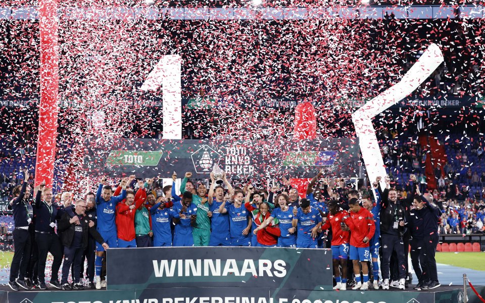 ПСВ Айндховен спечели Купата на Нидерландия след успех с 3:2