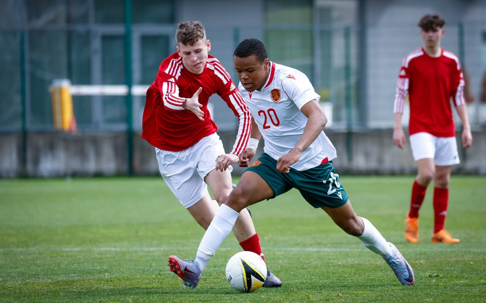 Треньорът на Левски - Елин Топузаков, привика в първия отбор