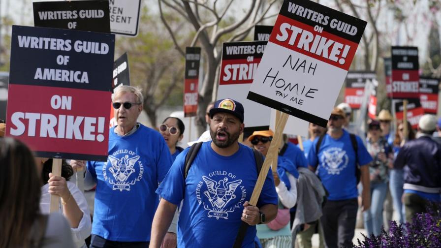 Ефективната стачка е организирана от едни от най-добре платените работници в Холивуд