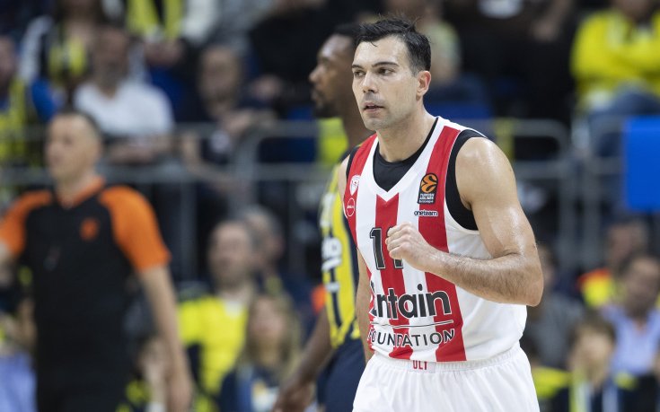 Без Везенков Олимпиакос поведе срещу АЕК в полуфиналните плейофи в гръцкия шампионат