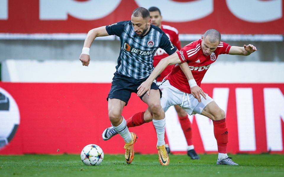 ЦСКА 1948 и Локомотив София играят при в мач-реванш от