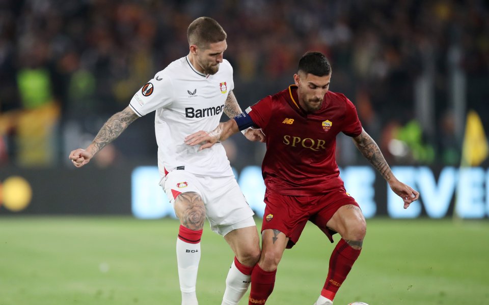 Отборите на Рома и Байер Леверкузен играят при резултат 1:0