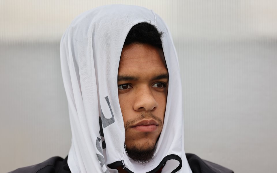 Левият краен бранител на ЦСКА Брадли де Нойер е претърпял