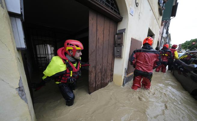 МВнР: Няма данни за пострадали български граждани при наводненията в Северна Италия