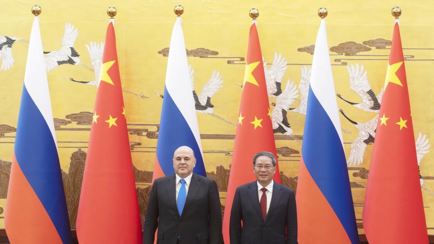 <p>Въпреки критиките на Запада: Русия и Китай правят това</p>