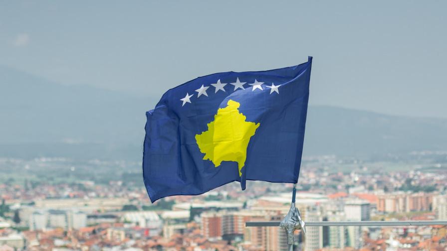 Напрежение в Северно Косово: Сблъсъци между полицията и граждани, има ранени