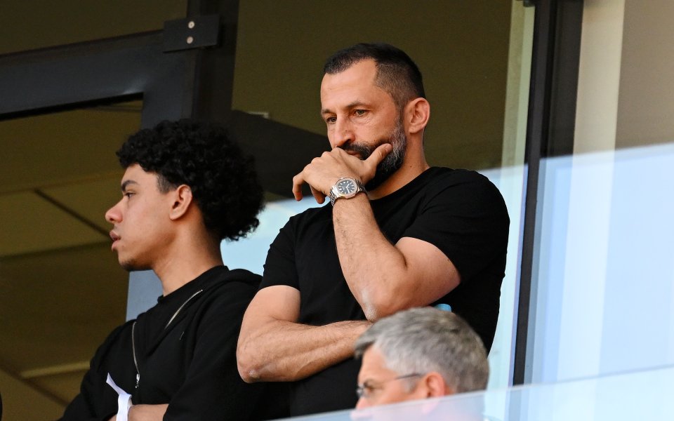 Байерн Мюнхен се разделя с двама от директорите си, разкриха