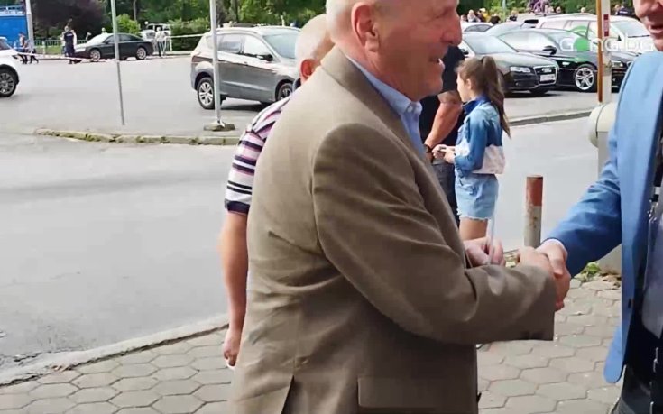 Михаил Касабов също ще гледа на живо Левски срещу ЦСКА