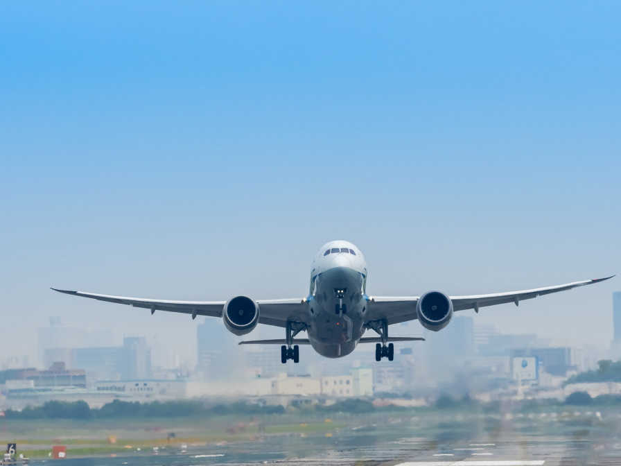 Над 8 000 европейци вече са евакуирани от Близкия изток