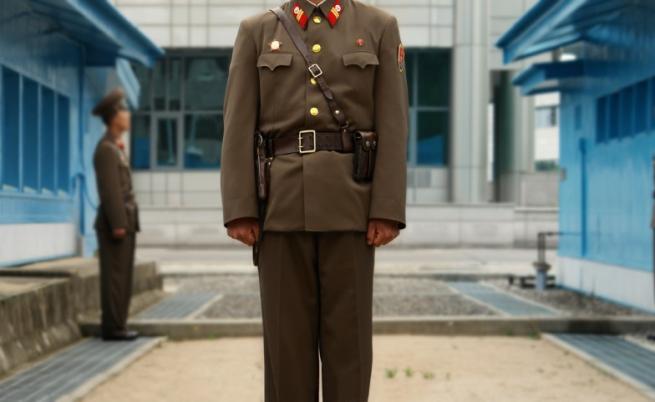 Глад, жестоки репресии и никакъв шанс за бягство: Ужасният живот в Северна Корея