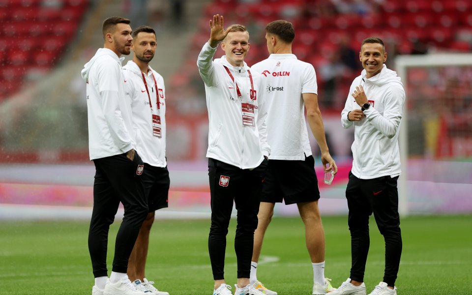 Полша посреща Германия в международна приятелска среща. Сблъсъкът на Националния