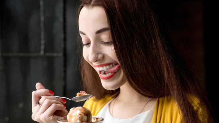  8 неща, които може да ви се случат, в случай че постоянно ядете сладолед 