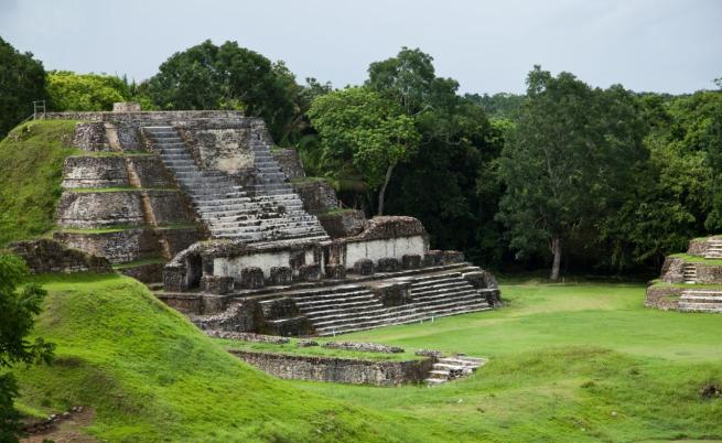 Пирамиди и тайни: Откриха древен град на маите в Мексико