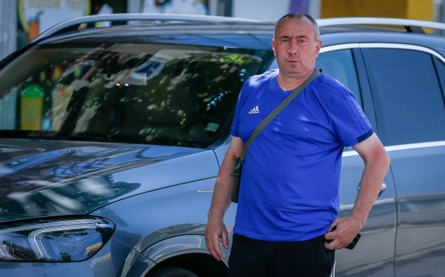 Мъри Стоилов: Левски е силен и ще отстрани Кайрат