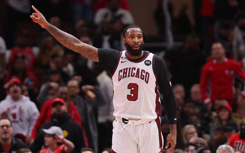 Центърът Андре Дръмънд ще остане в Чикаго Булс през следващия