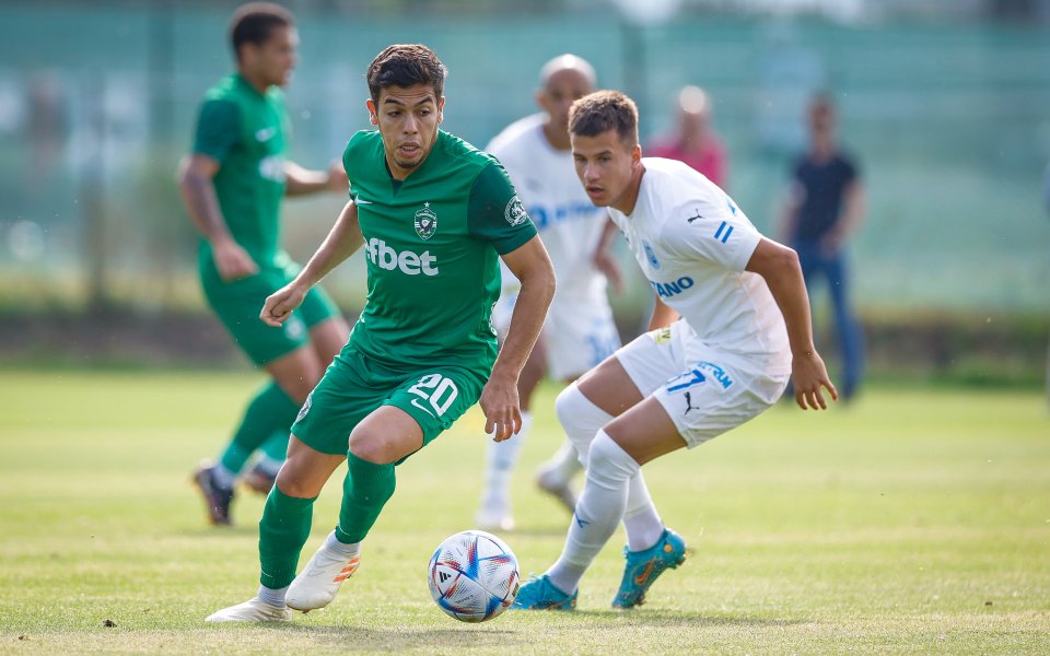 Отборите на Лудогорец и Университатя играят при резултат 2:0 в третата