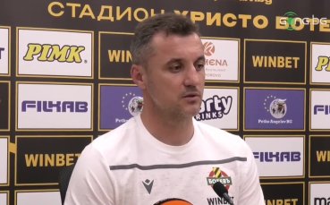 Треньорът на Ботев Пловдив Станислав Генчев разкви състоянието на двама