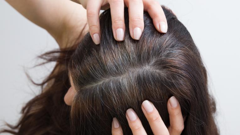  Как слънцето унищожава косата ви (и какво да извършите, с цел да я спасите) 