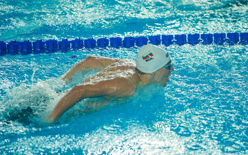 Петър Мицин остана на осмо място във финала на 200