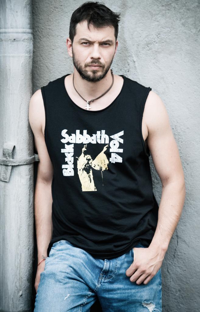  Мак Маринов 