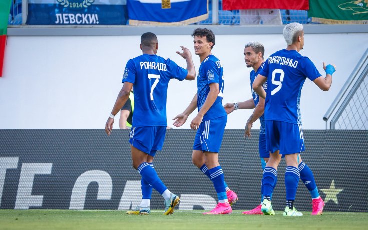 Халф от трета дивизия на Франция подсилва Левски