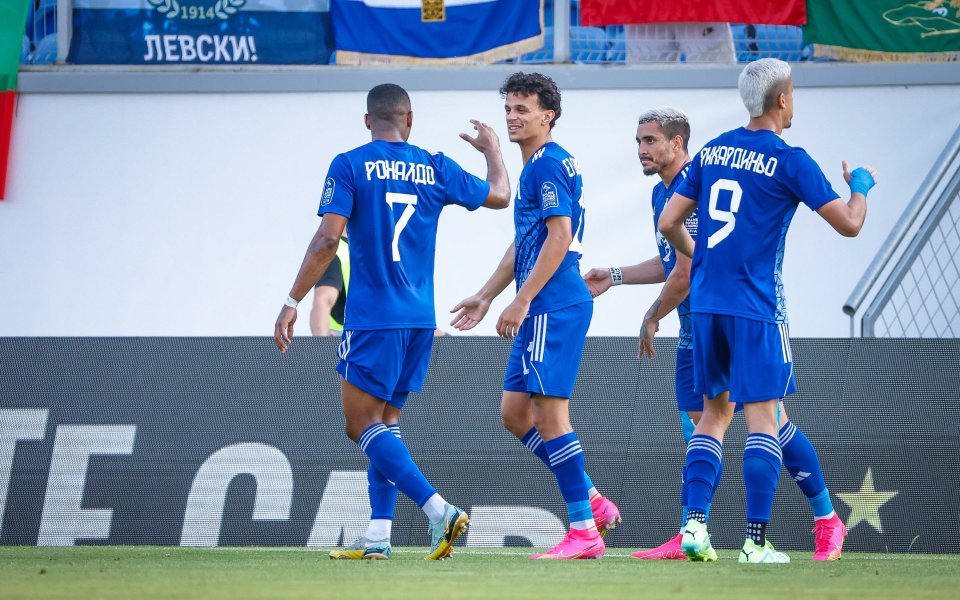 Хасими Фадига , който ще подсили Левски. Той е на