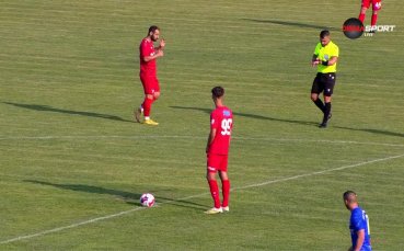 Черноморец - Марек 0:2 /първо полувреме/