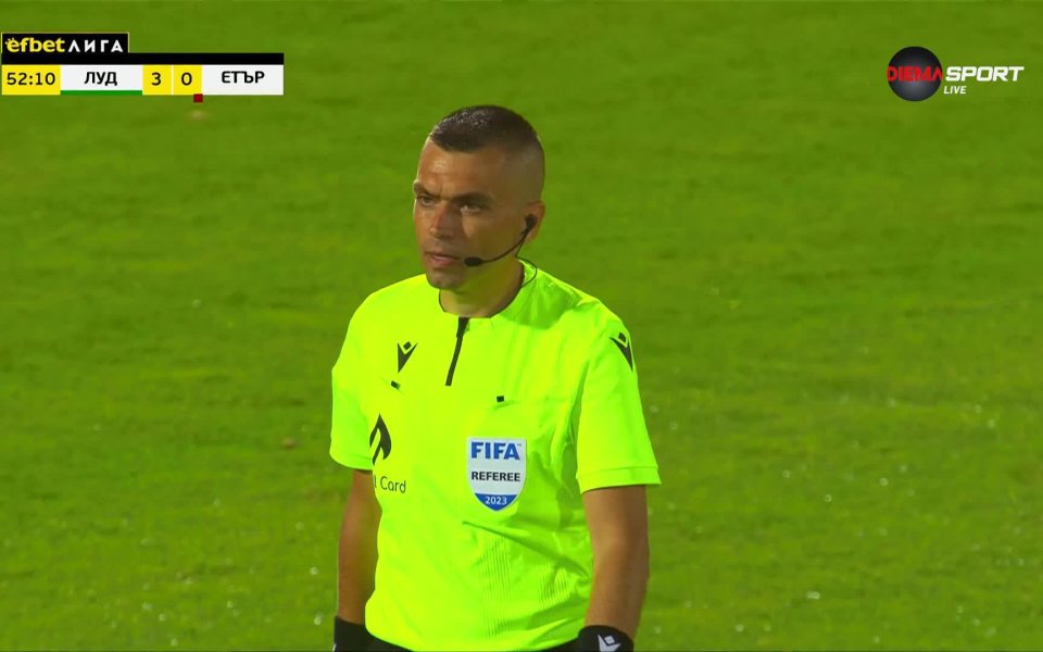 В 52-а минута Сон бе намерен на далечната греда, а той