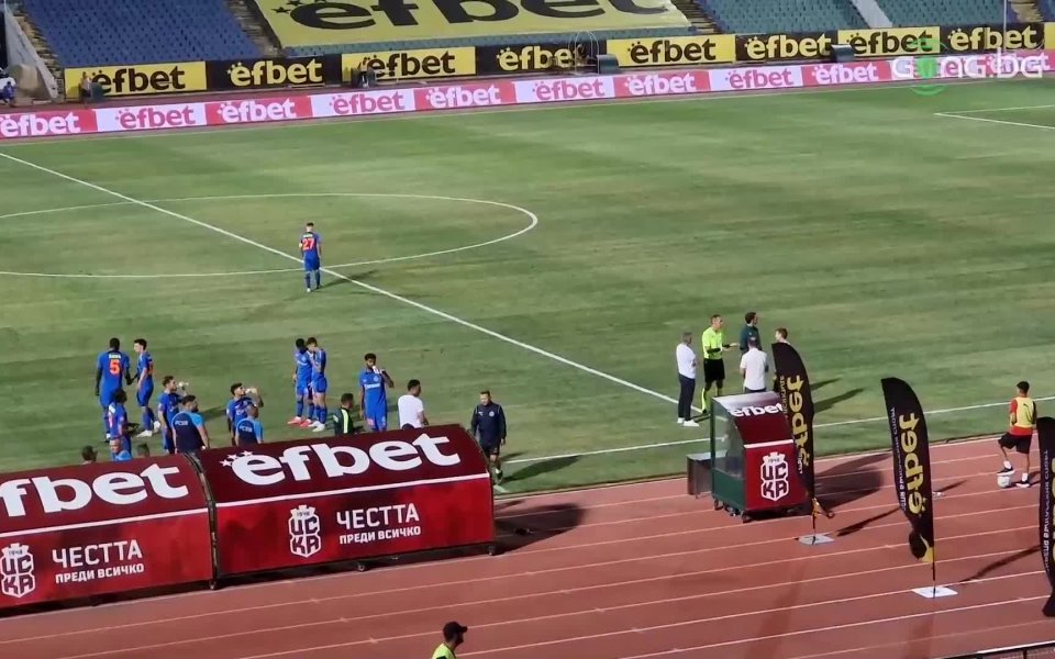 Двубоят между ЦСКА 1948 и ФКСБ бе изключително динамичен с