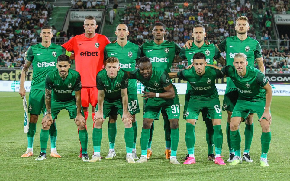 Нападателят на Лудогорец Квадво Дуа е претърпял операция в Португалия.