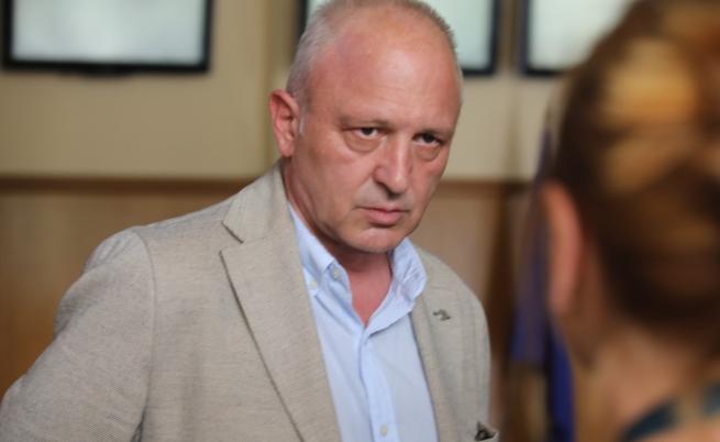 Прокурорската колегия на ВСС отстрани временно обвинения в подкуп прокурор от Варна