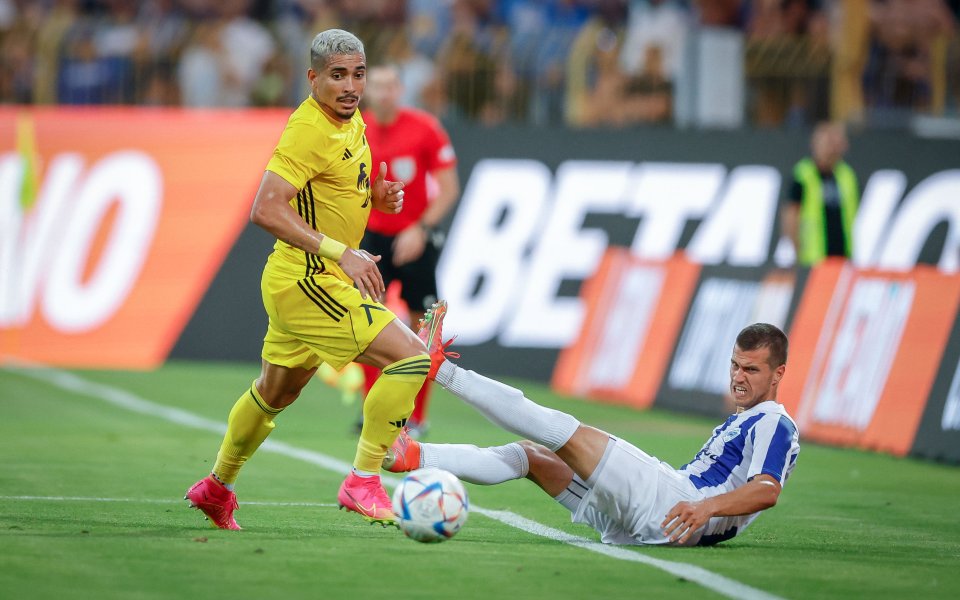 Левски се опитва да сдобие с българско гражданство двама от