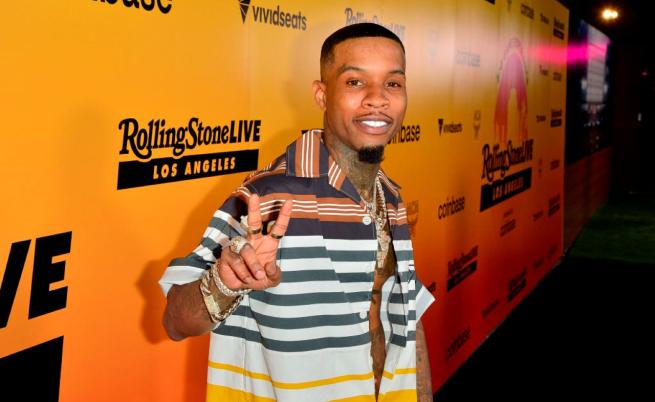 Осъдиха рапъра Тори Лейнз на 10 г. затвор за стрелбата по изпълнителката Меган Тий Сталиън