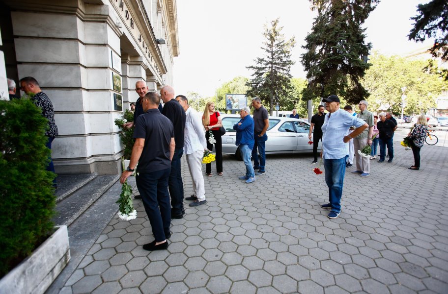 Поклонение в памет на баскетболната легенда Атанас Голомеев1