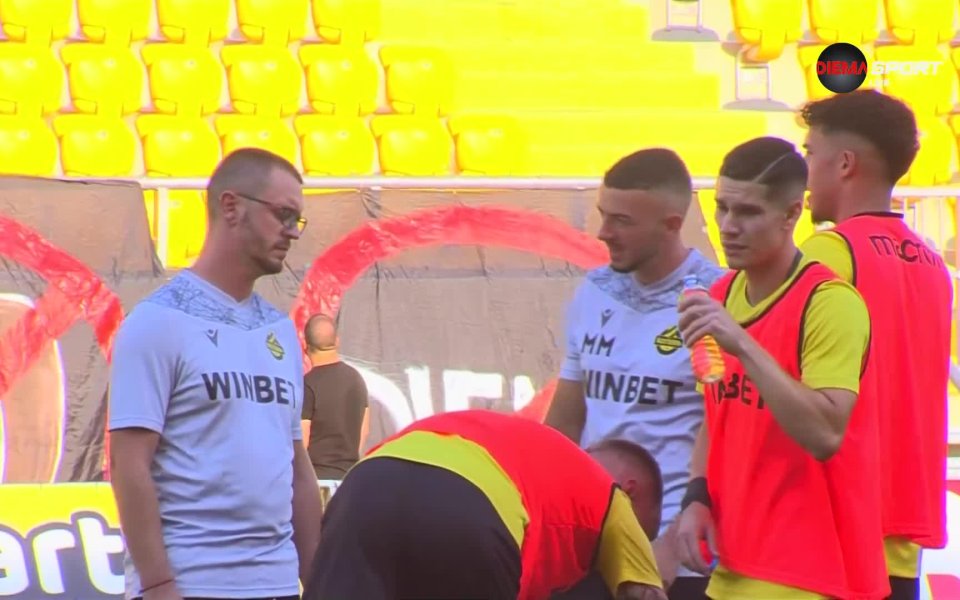 Стартовите състави на Ботев Пловдив и Крумовград за двубоя между