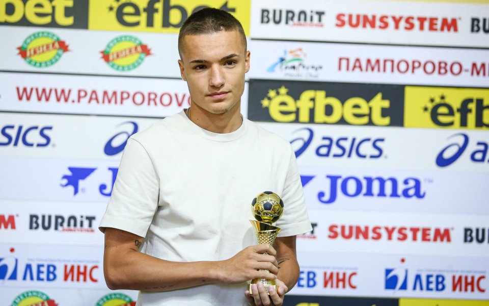 Николас Пенев беше награден с приза за играч на шестия