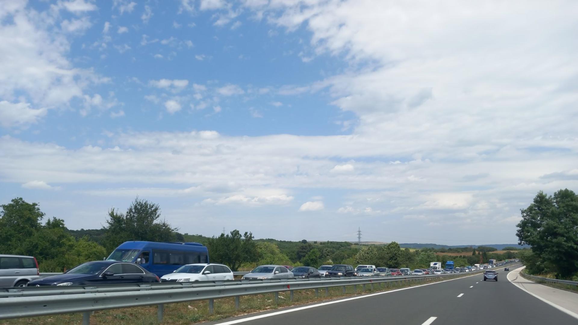 На 24 април четвъртък  от 8 ч до 18 ч се