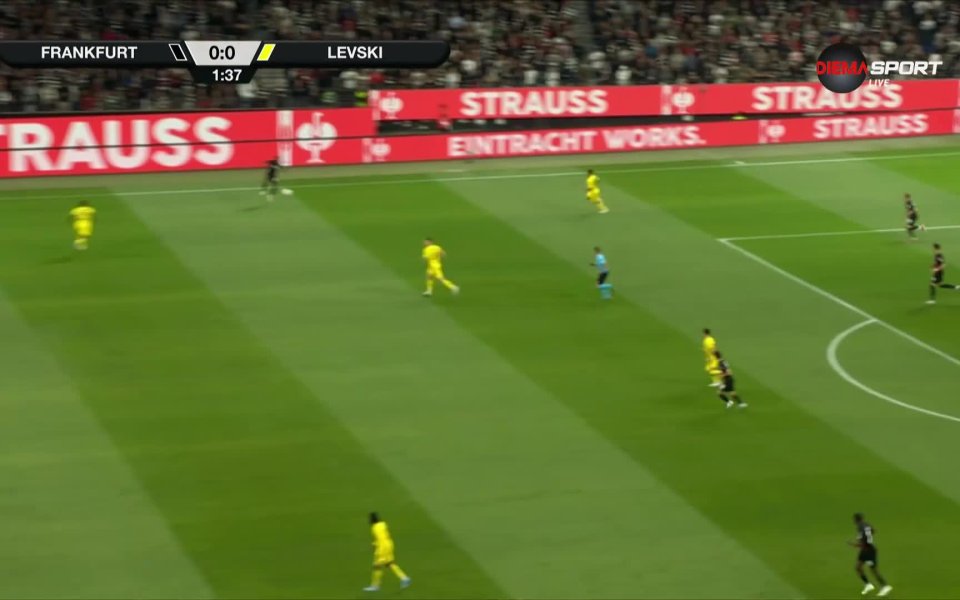 Отборът на Левски имаше добра възможност да поведе при визитата