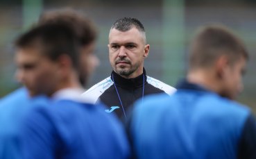 Валери Божинов стигна до петото ниво на родния футбол 37 годишният нападател