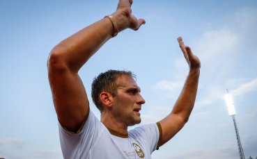 Стилиян Петров ще участва в благотворителния мач между легендите на