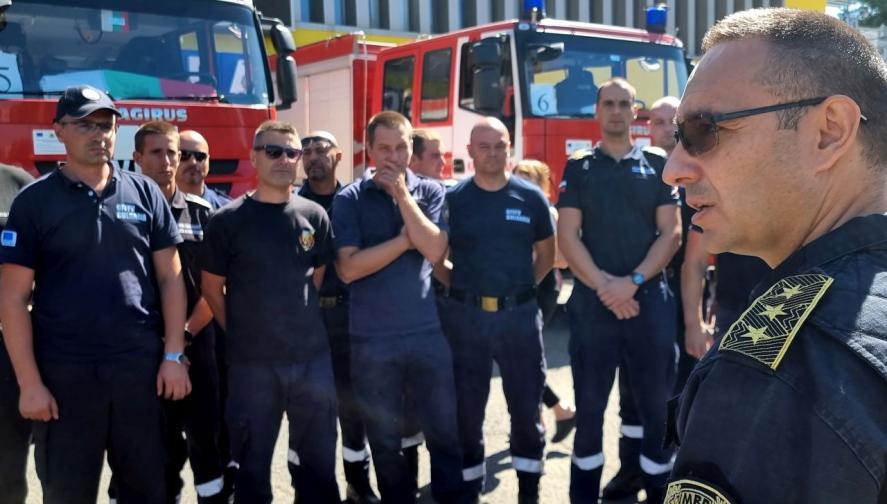 пожарникари Гърция
