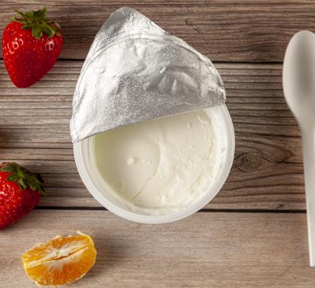 Консумацията на йогурт вечер когато храносмилателната система обикновено се забавя