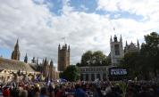 Хиляди британци на протест в Лондон, искат обратно в ЕС