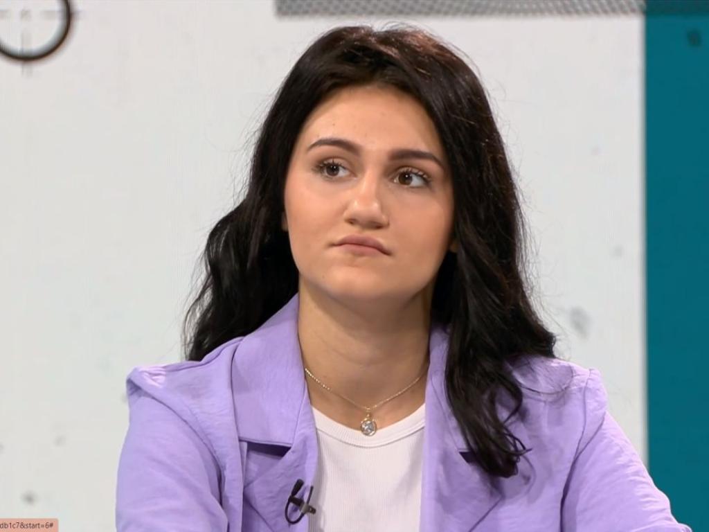 Дебора Михайлова която стана жертва на агресията на бившия си
