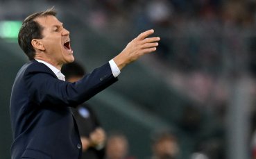 Ръководството на италианския футболен шампион Наполи е недоволно от представянето