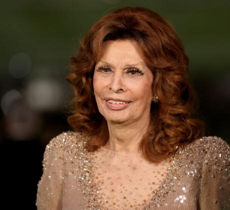 В свят където всяка секунда от живота на звездите може