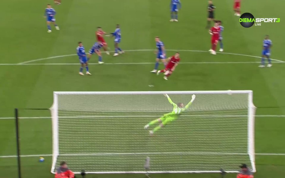 Юрген Клоп включи в игра Дарвин Нунес и Доминик Собослай