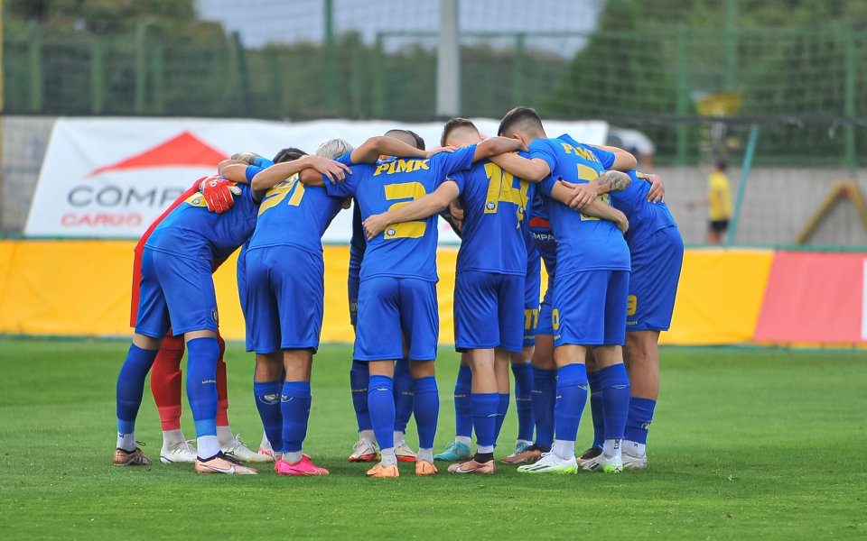 Крумовград посреща Етър в откриващ мач от 14-я кръг в