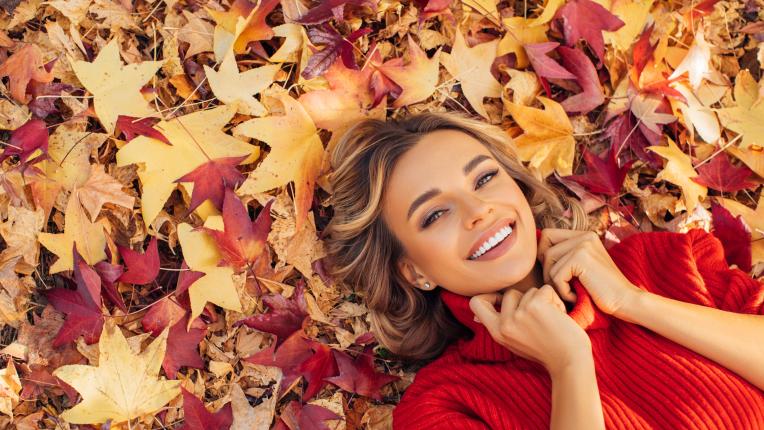 ТЕСТ: Избери есенно листо и виж какво важно послание ти носи
